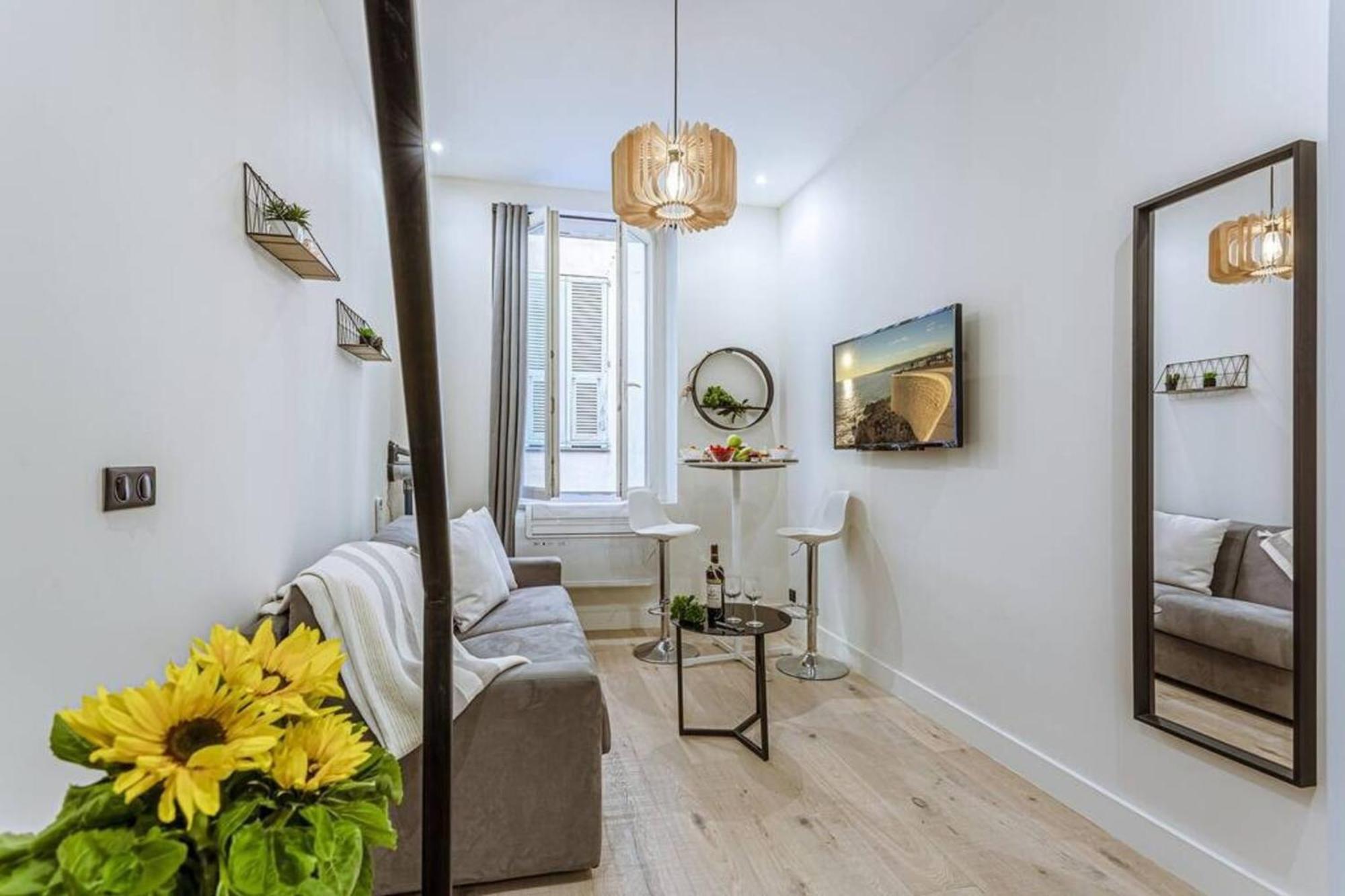 Bunico 1 - Old Town Renovated Apartment